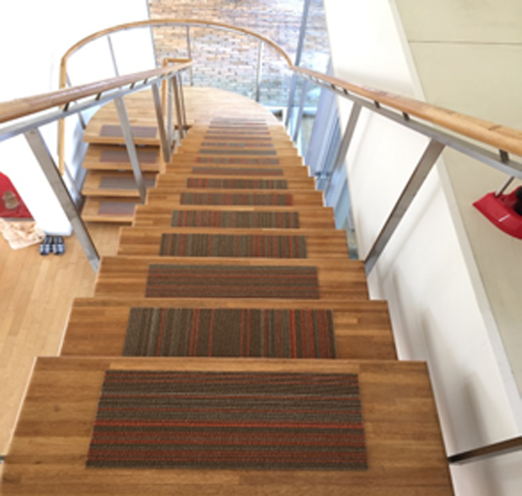 階段リフォーム